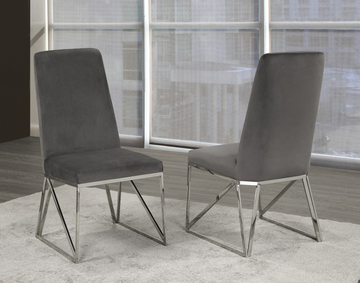 CHAISE DE SALLE À MANGER, JEU DE 2  ( Meuble Mtl )