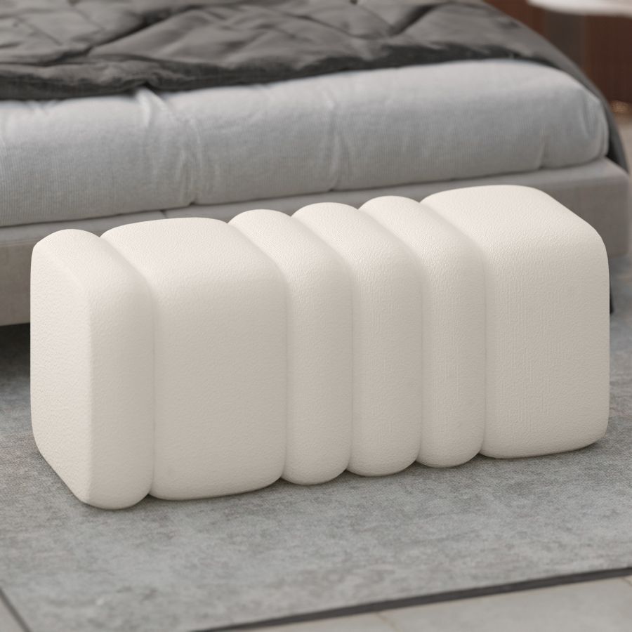 Grand banc ottoman Rigel en boucle ivoire