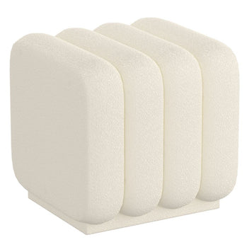 Petit pouf carré Rigel en boucle ivoire