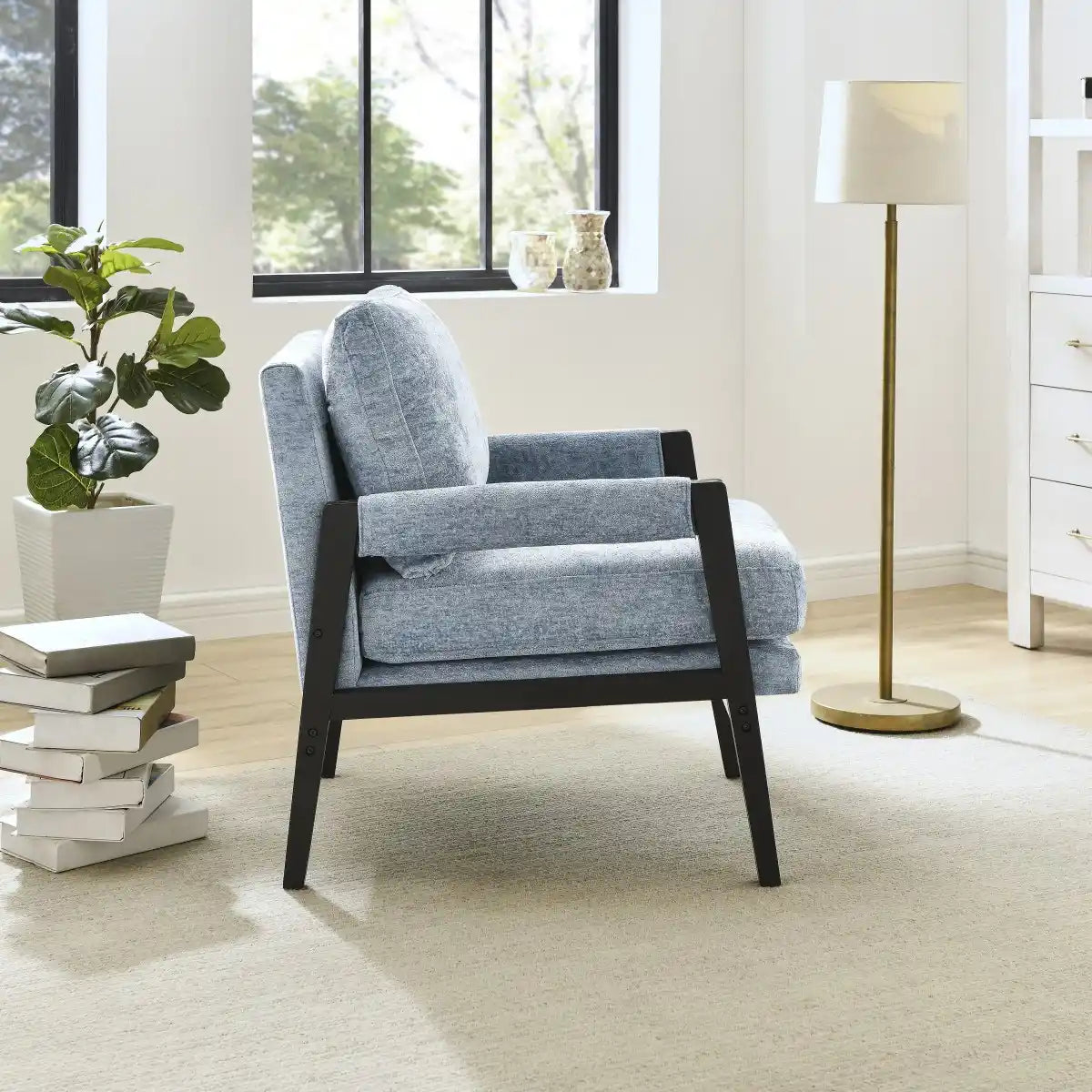 Fauteuil Carlo en chenille bleue - Cadre noir minuit