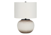 ÉCLAIRAGE - LAMPE DE TABLE 21"H CÉRAMIQUE CRÈME / ABAT-JOUR IVOIRE