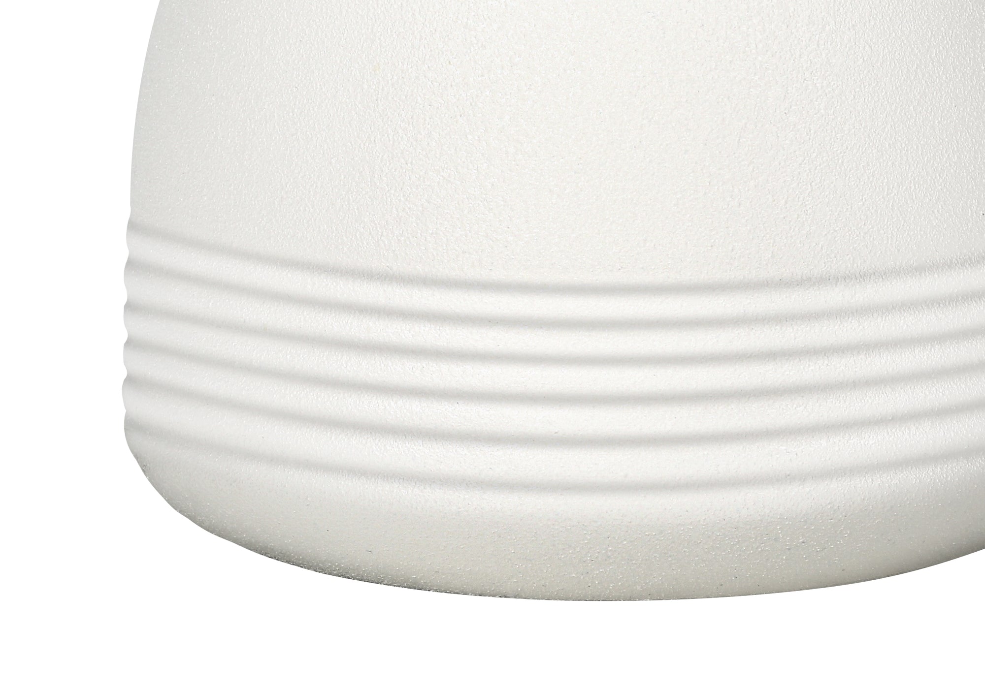 ÉCLAIRAGE - LAMPE DE TABLE 17" H CÉRAMIQUE CRÈME / ABAT-JOUR IVOIRE