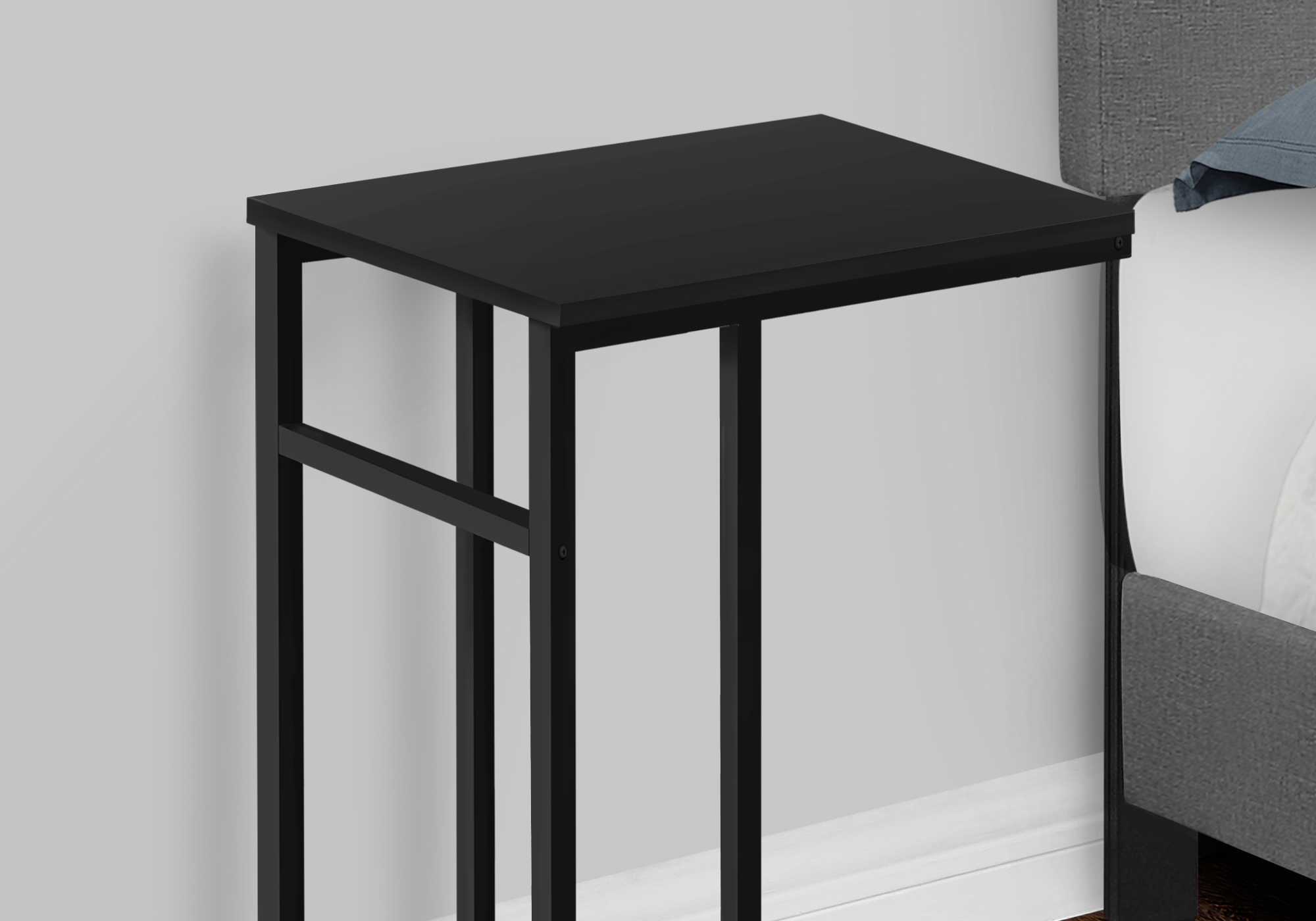 TABLE D'APPOINT - 24"H / NOIR / METAL NOIR ( Meuble Mtl )