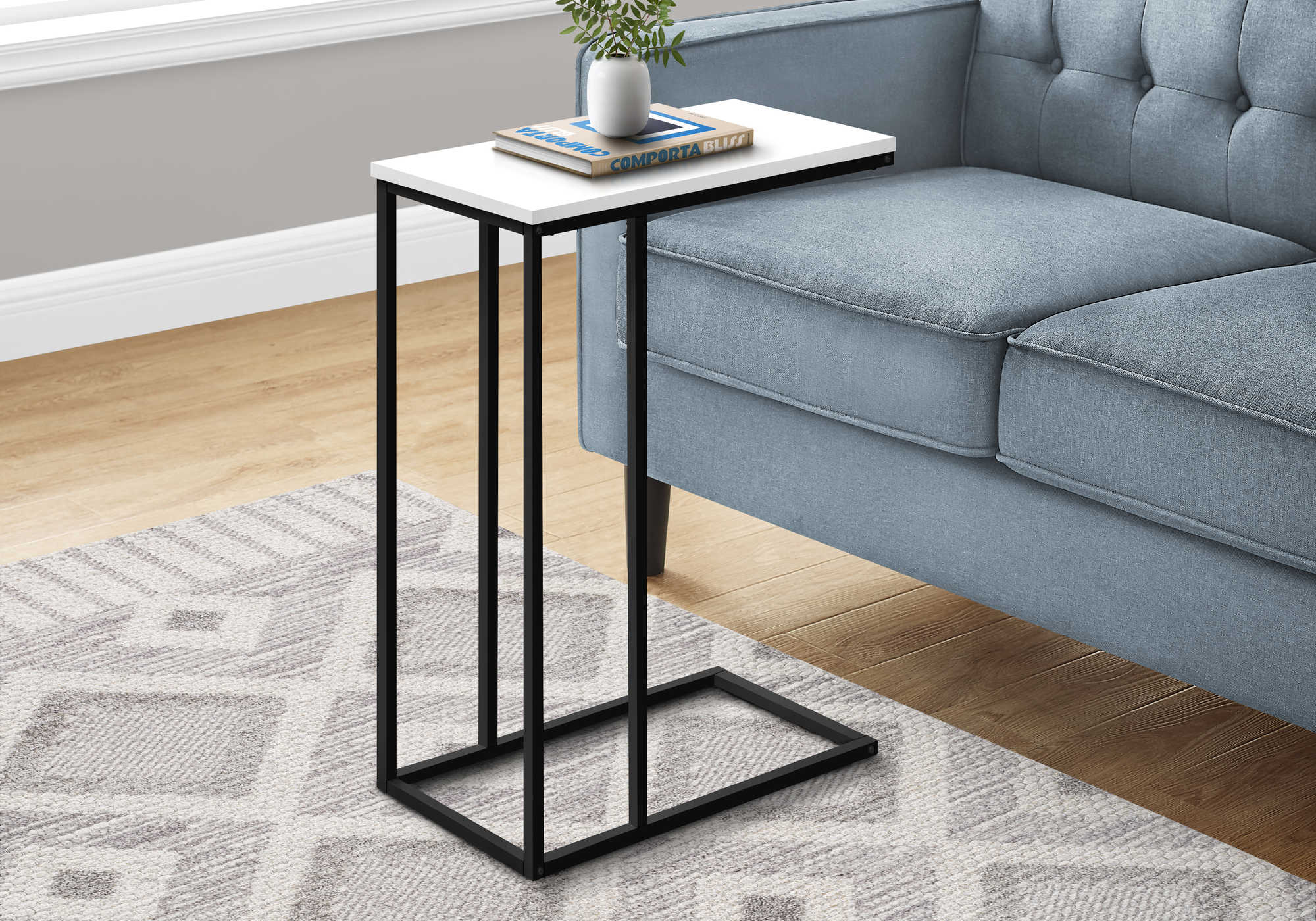 TABLE D'APPOINT - 25"H / BLANC / METAL NOIR ( Meuble Mtl )