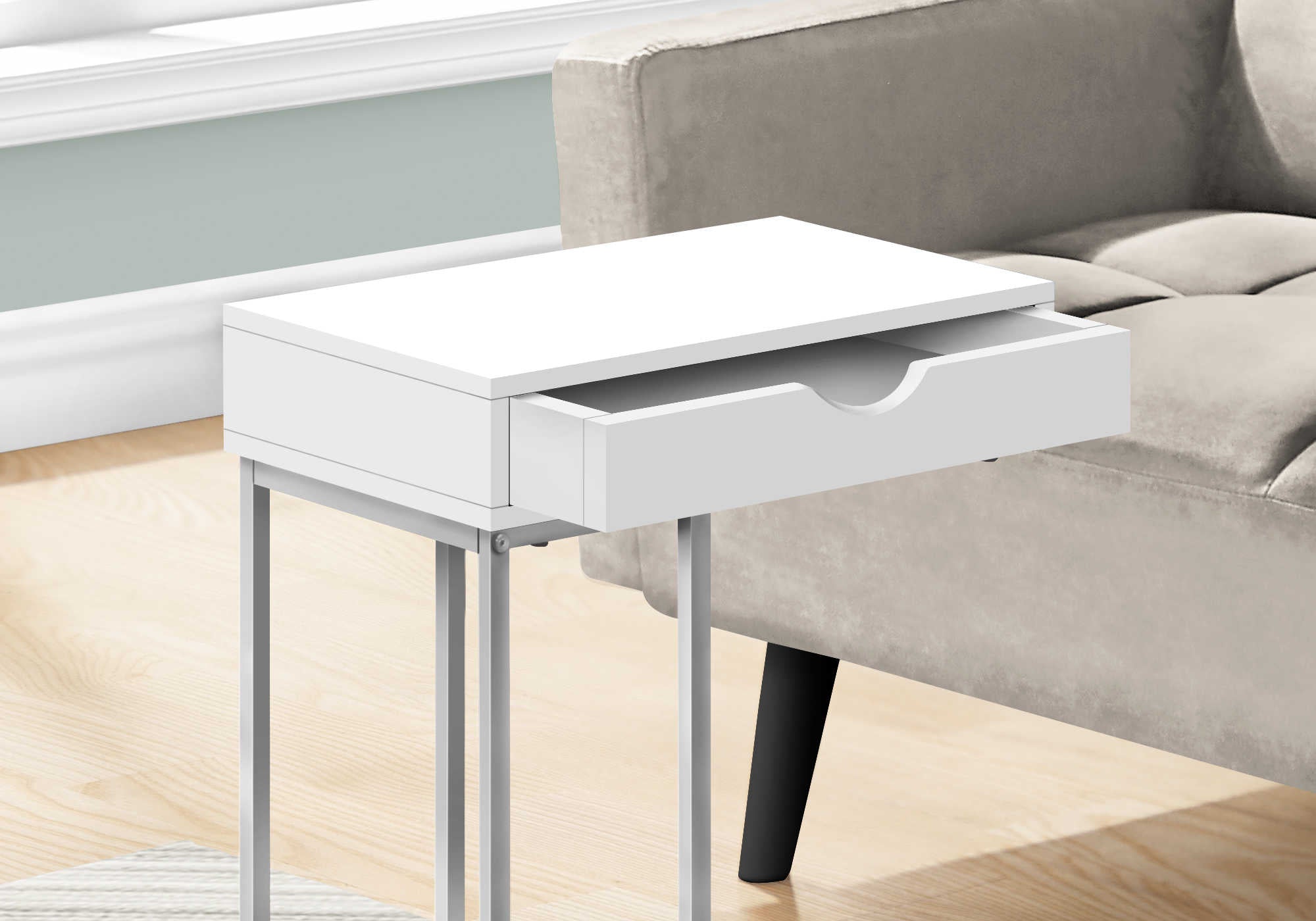 TABLE D'APPOINT - 25"H / BLANC / METAL ARGENT ( Meuble Mtl )
