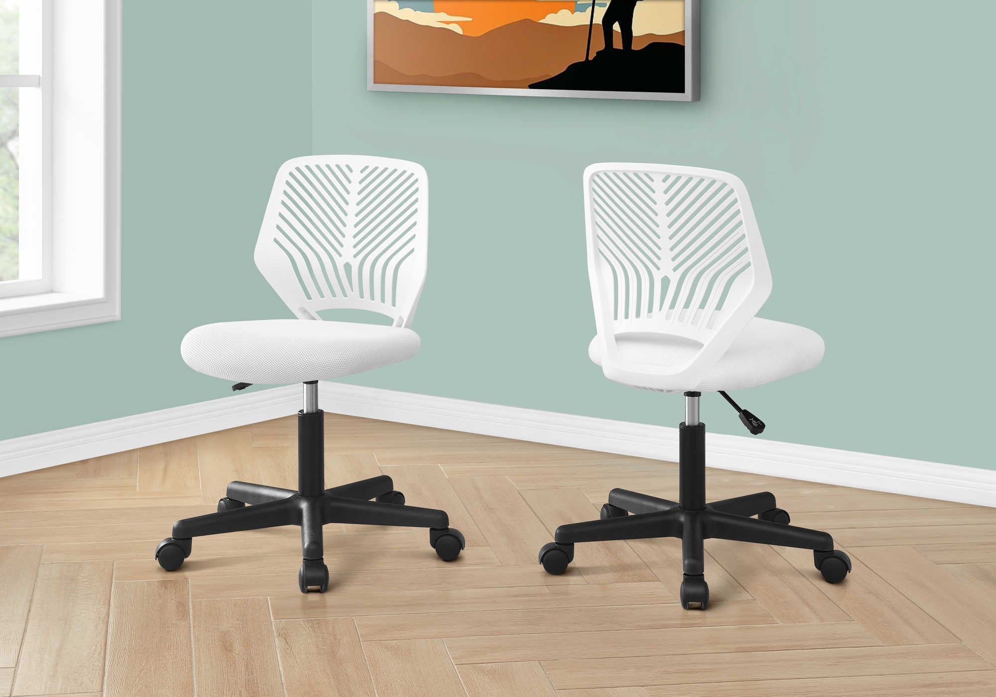 CHAISE DE BUREAU - JUVENILE BLANCHE / PIETEMENT NOIR SUR ROULETTES ( Meuble Mtl )