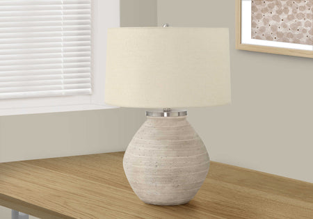 ÉCLAIRAGE - LAMPE DE TABLE 25"H BÉTON CRÈME / ABAT-JOUR BEIGE