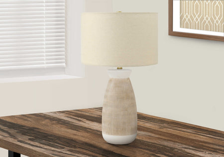 ÉCLAIRAGE - LAMPE DE TABLE 27"H CÉRAMIQUE CRÈME / ABAT-JOUR BEIGE