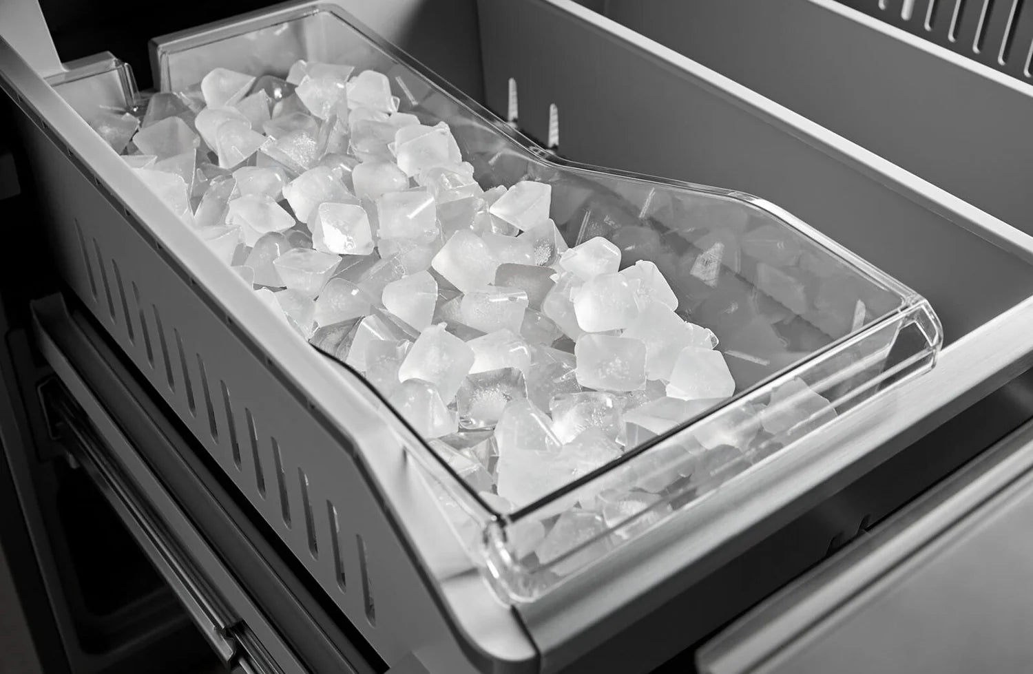 Réfrigérateur KitchenAid 36" 31 pi³ Portes Françaises Inox PrintShield™ KRFF336SPS