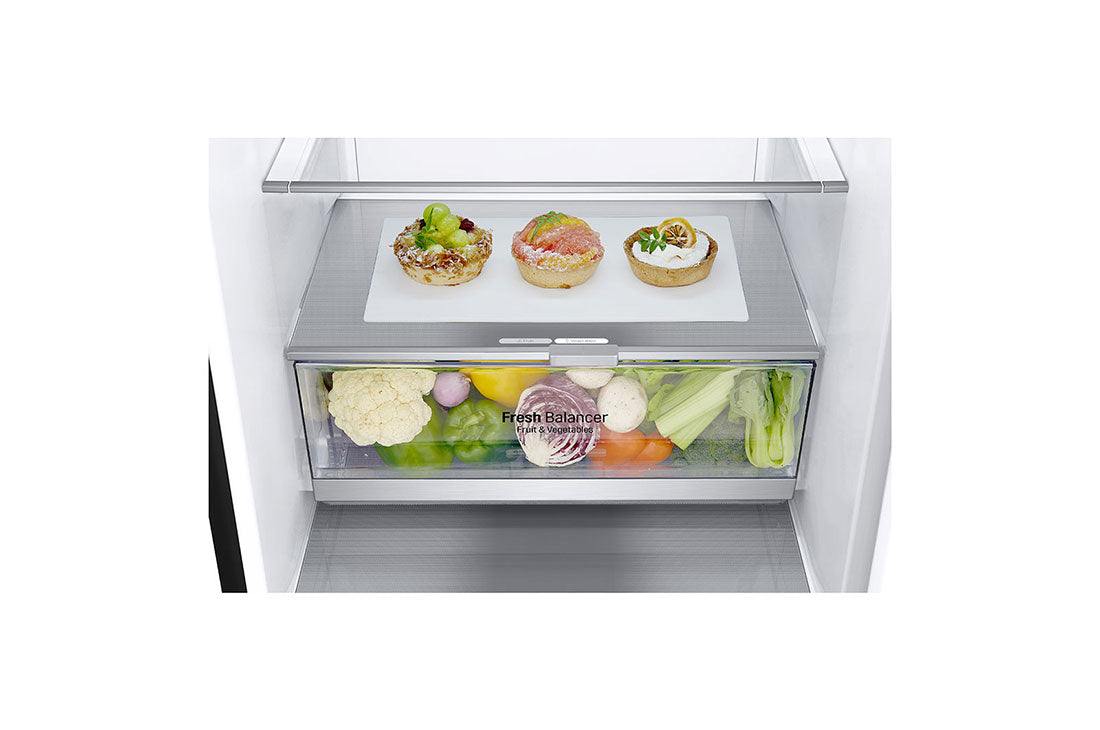Réfrigérateur de 24 po à profondeur de comptoir d’une capacité de 12 pi³ avec congélateur en bas, Refroidissement+ de la porte et support à vin, 12 pi³ ( Meuble Mtl )