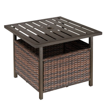 Table basse de patio en osier et rotin d'extérieur de 21,75 po avec trou pour parasol, table d'appoint de patio avec dessus en métal à lattes, adaptée au jardin, à l'arrière-cour, marron