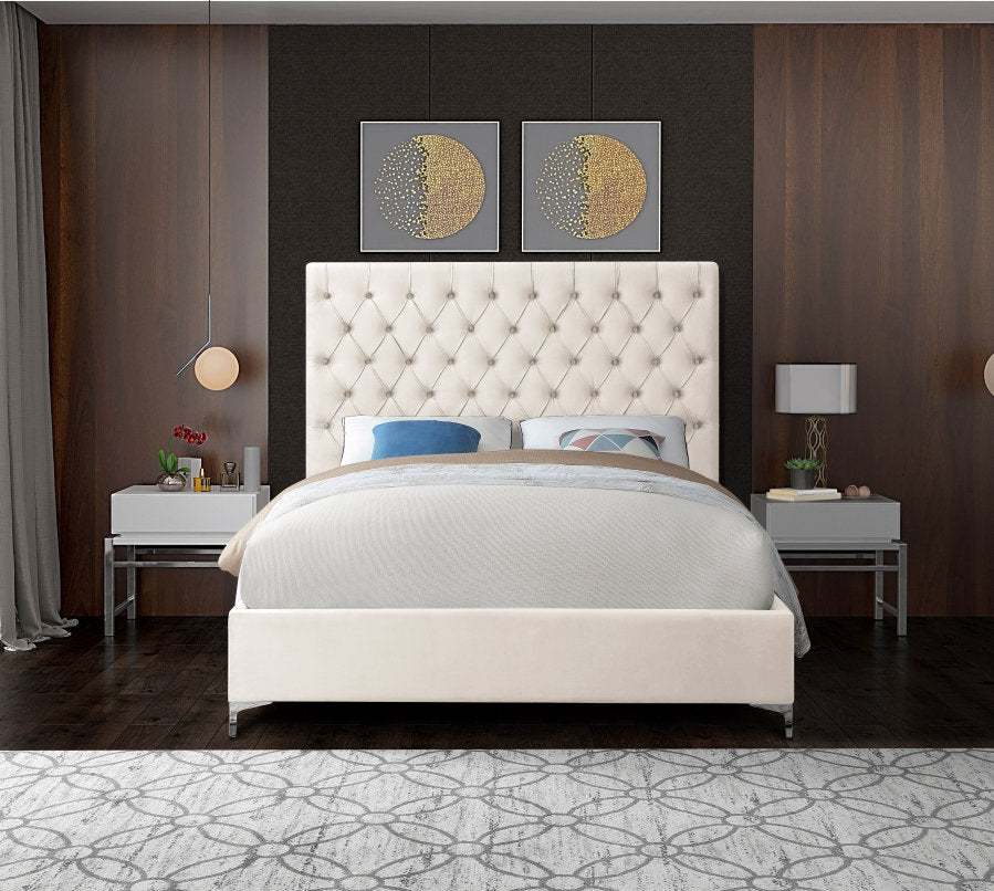Lit en Velours Crème - Capitonnage Profond, Pieds en Or et Chrome Inclus avec Chaque Lit