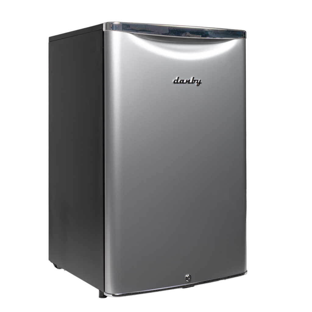 Réfrigérateur Danby 4,4 pi³ Retro Argent sans Congélateur