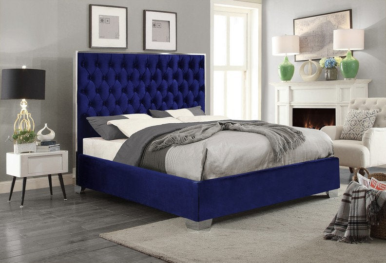 IF-5541 Lit Velours Bleu, Capitonnage Profond, Finition Chromée - Support Matelas Inclus