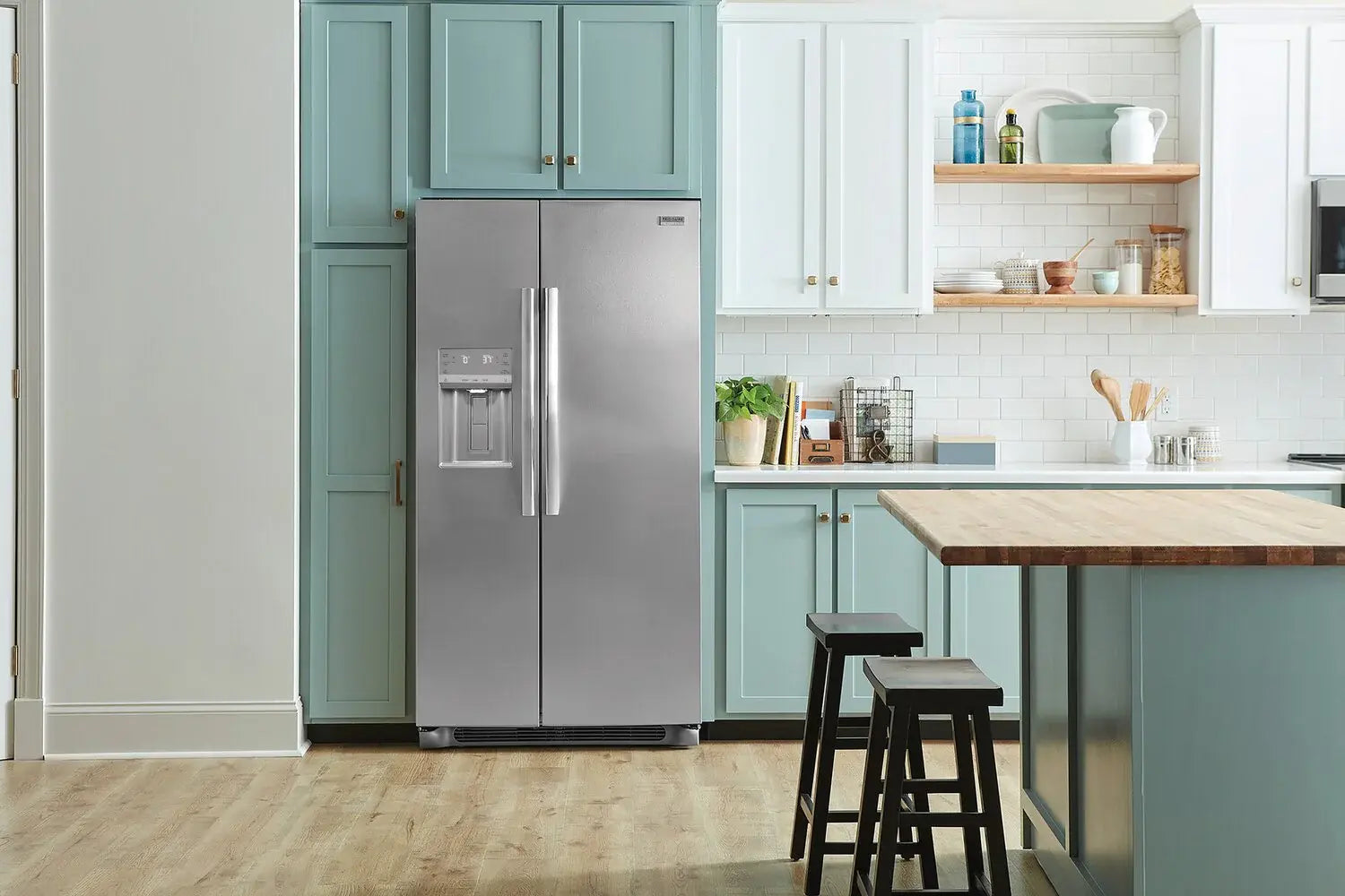 Réfrigérateur Frigidaire Gallery 36" 22,3 pi³ Side-by-Side Profondeur Comptoir GRSC2352AF