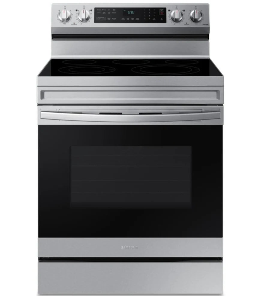 Cuisinière Samsung Élec. 6,3 pi³ Air Fry Inox NE63A6511SS