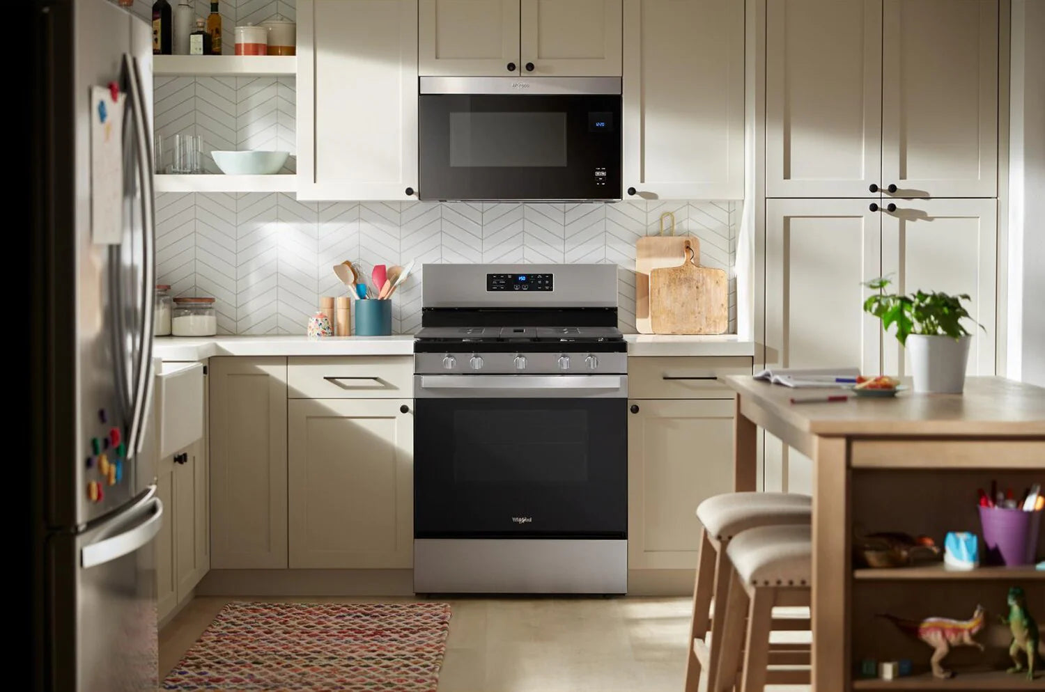 Cuisinière à gaz Whirlpool 5 pi³ Air Fry noire WFGS4530SB