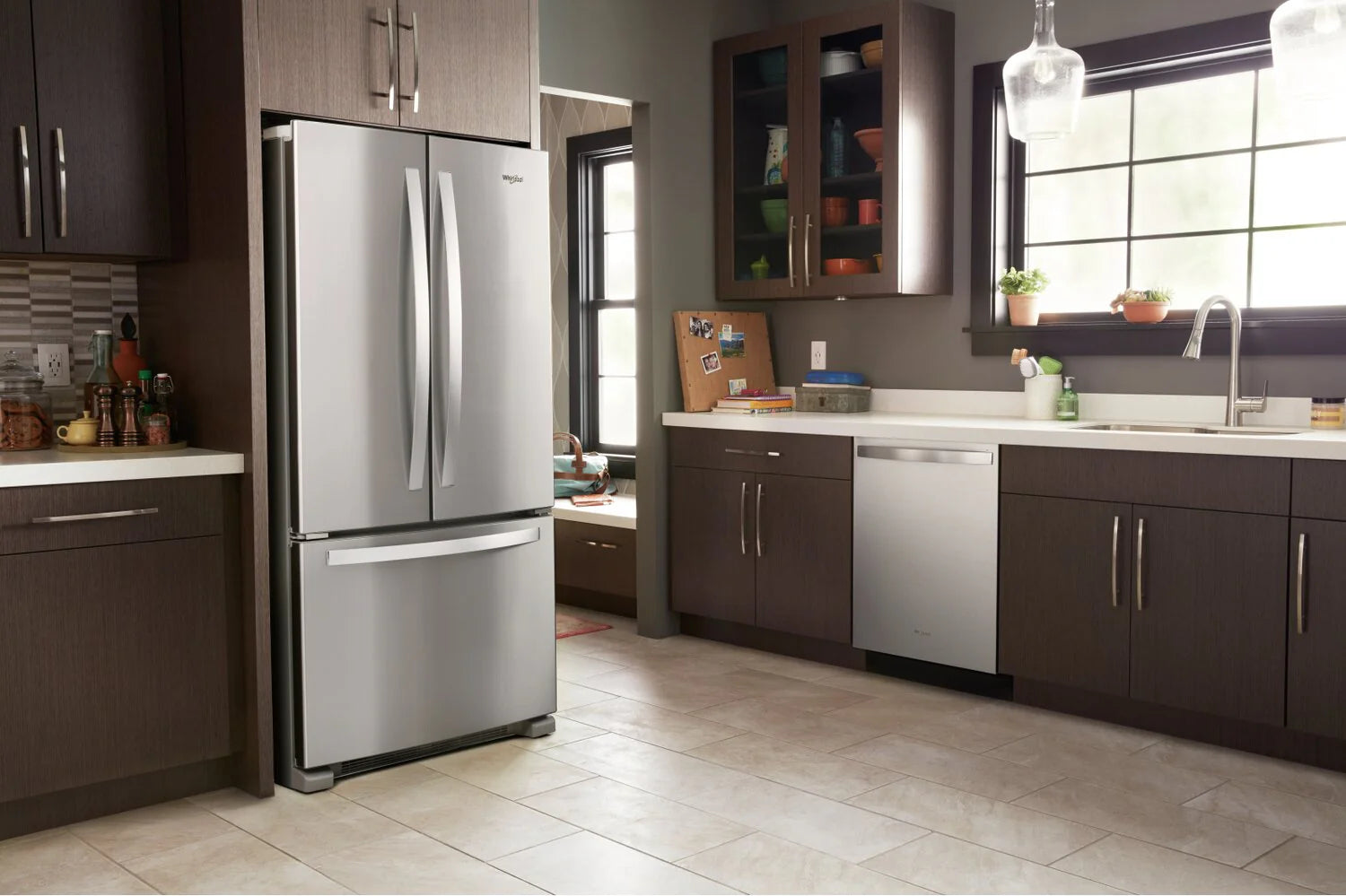 Réfrigérateur Whirlpool 33" 22,1 pi³ Portes Françaises Inox Anti-Traces WRFF5333PZ