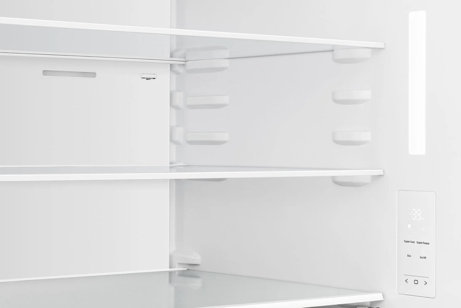 Réfrigérateur Hisense 22,3 pi³ Congélateur Bas Acier inoxydable 31 po