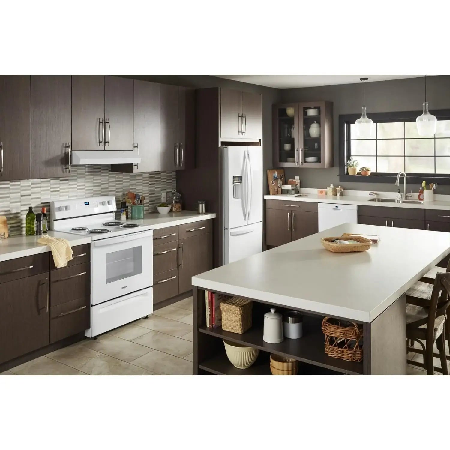 Cuisinière électrique autonettoyante en acier inoxydable Whirlpool de 30 po et 4,8 pi³ YWFC315S0JS