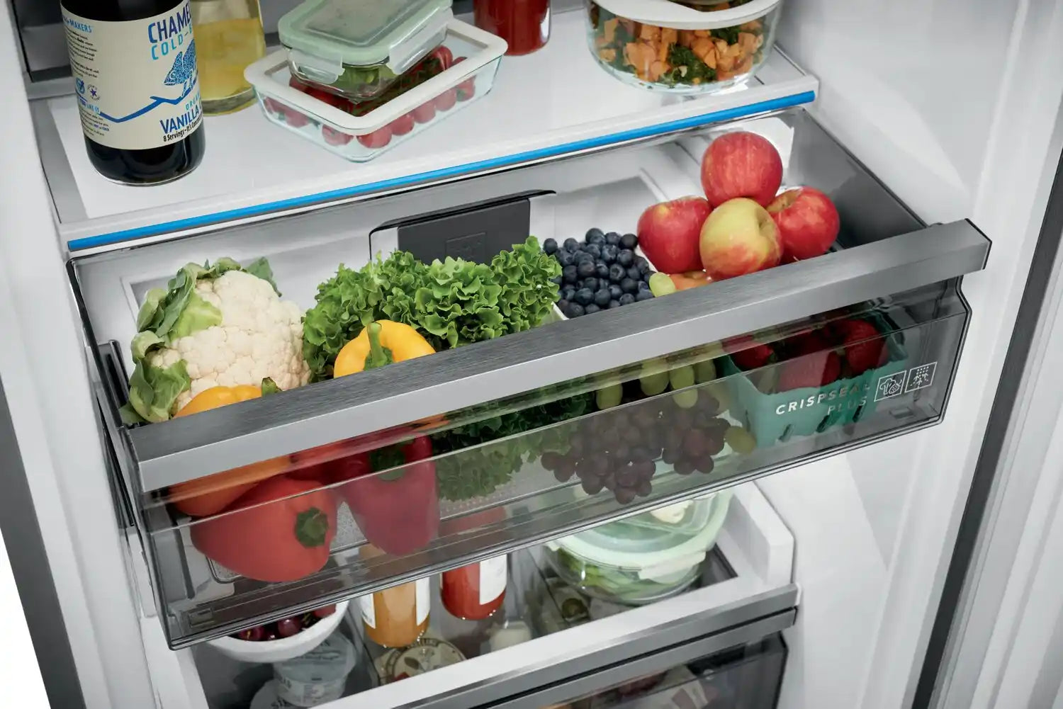 Frigidaire Professional Réfrigérateur à porte unique 33 po, 18,6 pi³, en acier inoxydable résistant aux taches FPRU19F8WF