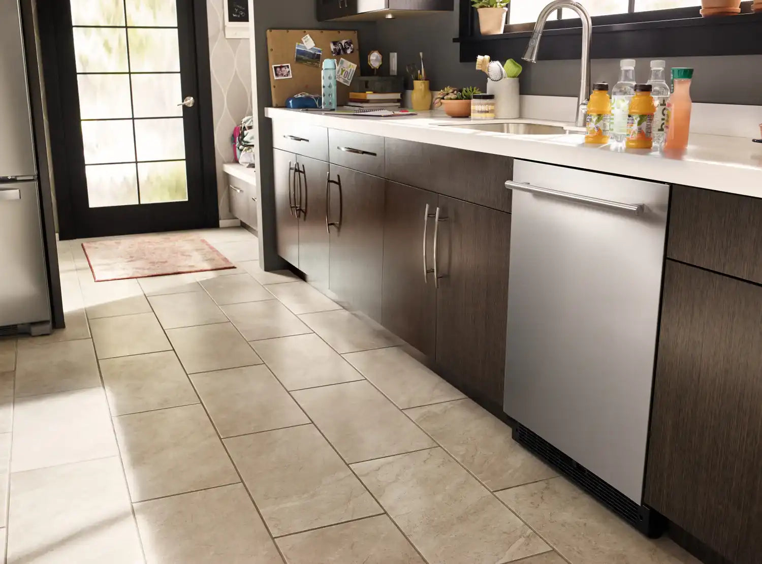 Réfrigérateur Whirlpool 5,1 pi³ Sous Comptoir Inox WUR35X24HZ