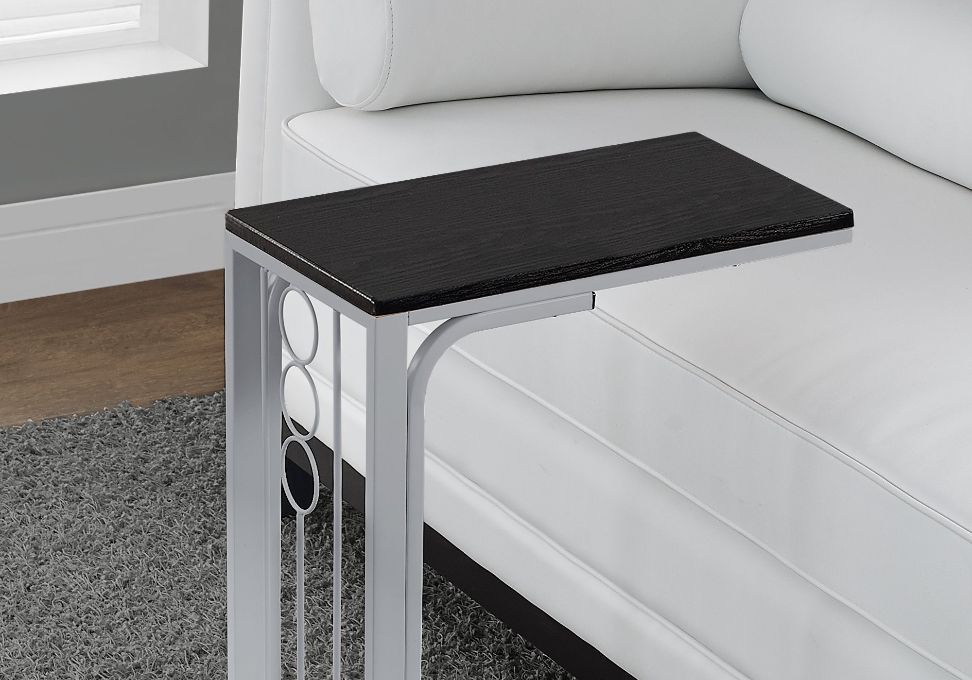 TABLE D'APPOINT - PLATEAU NOIR / METAL ARGENT