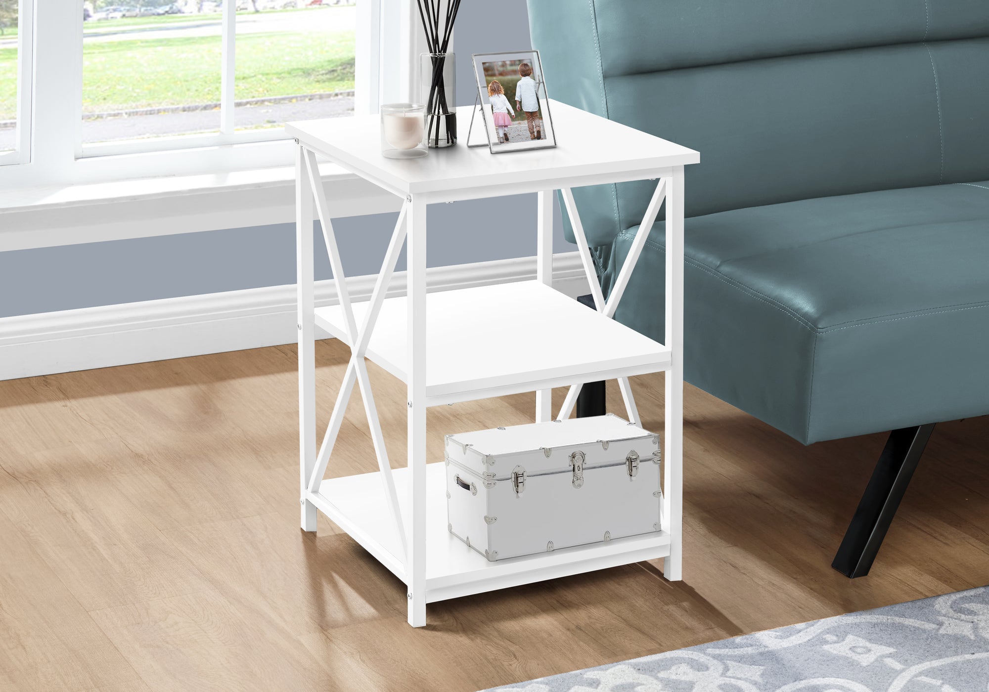 TABLE D'APPOINT - 26"H / BLANC/ METAL BLANC