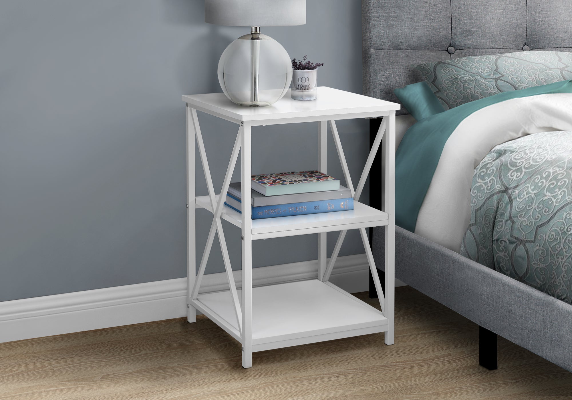 TABLE D'APPOINT - 26"H / BLANC/ METAL BLANC