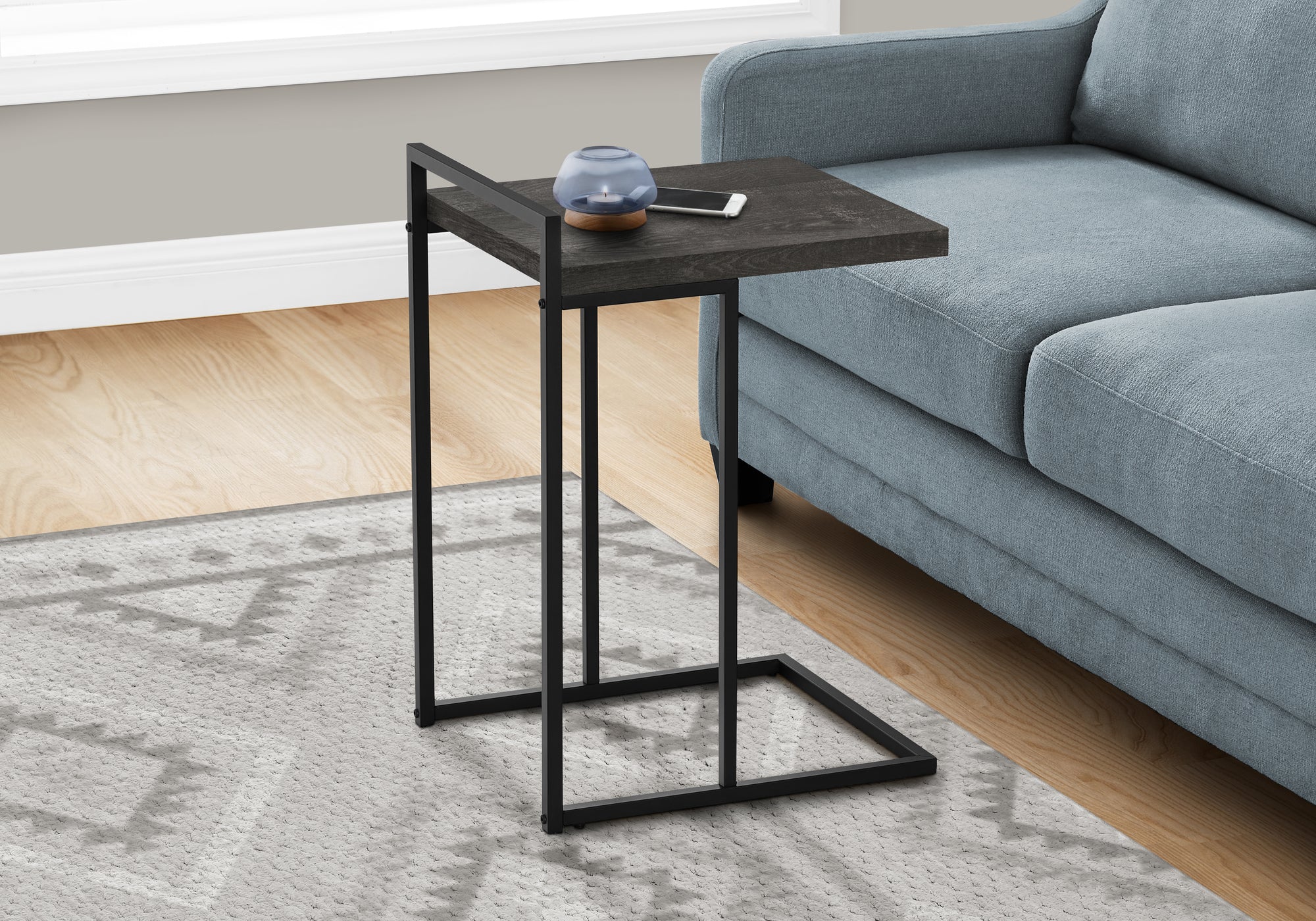 TABLE D'APPOINT - 25"H / BOIS RÉCUPÉRÉ NOIR / MÉTAL NOIR