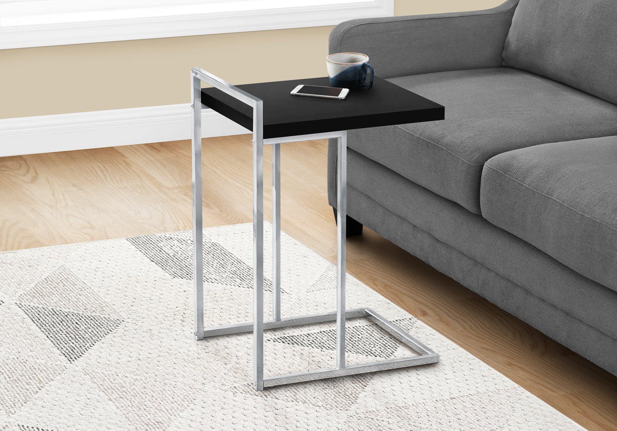 TABLE D'APPOINT - 25"H / NOIR / METAL CHROME