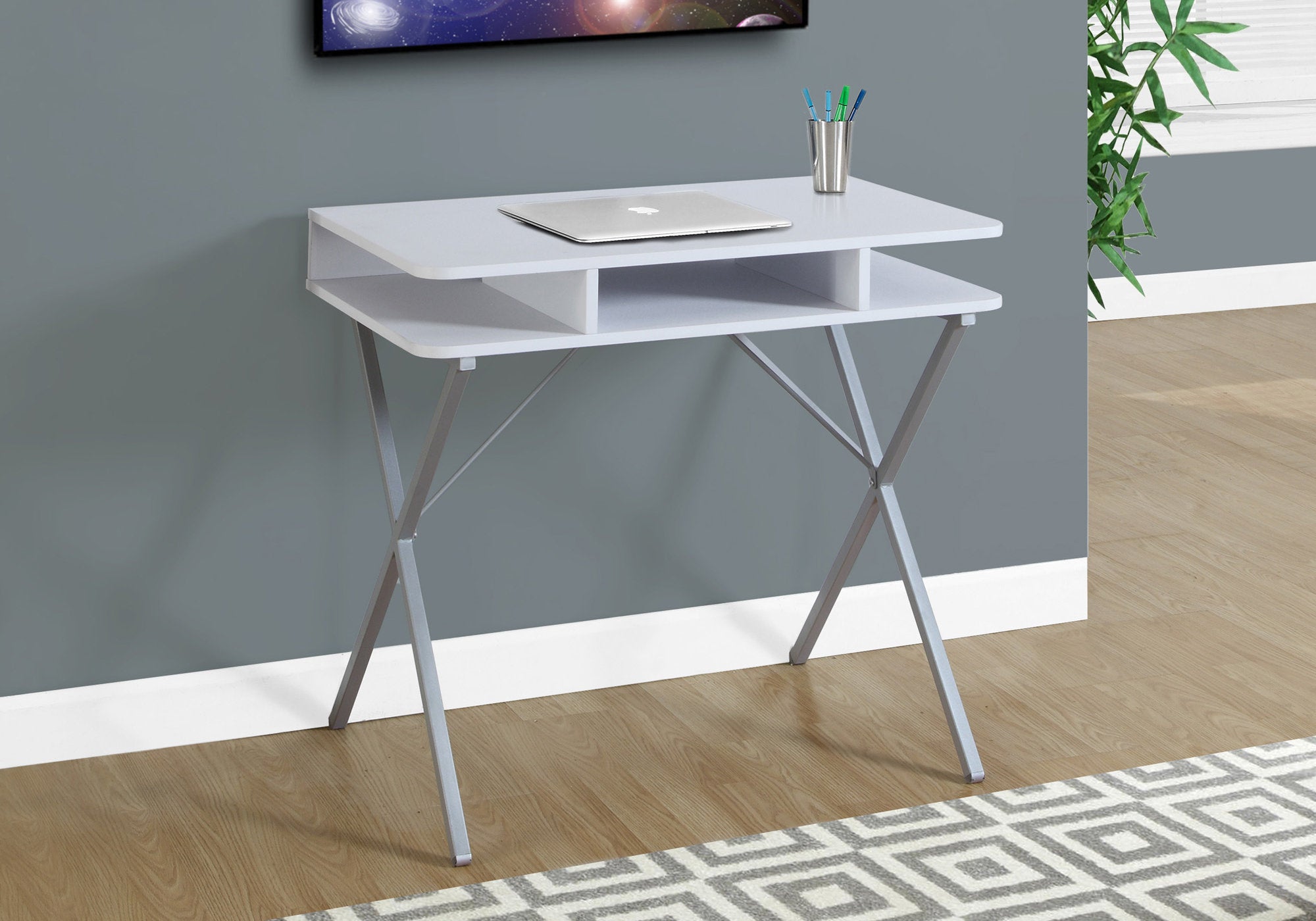 BUREAU D'ORDINATEUR - 31"L / DESSUS BLANC / METAL ARGENT