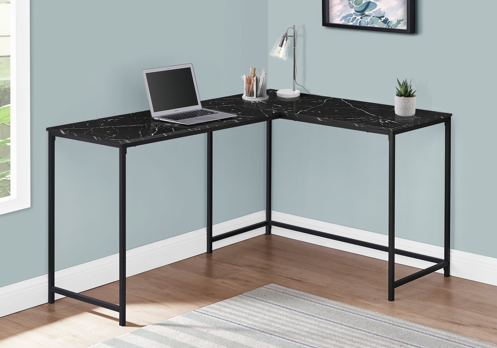 BUREAU D'ORDINATEUR - 58"L / MARBRE NOIR / COIN METAL NOIR