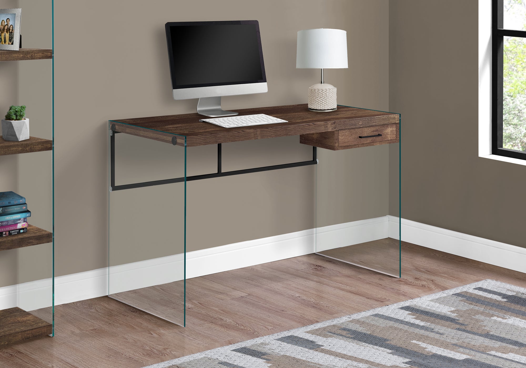 BUREAU D'ORDINATEUR - 48"L / BOIS DE RÉCUPÉRATION BRUN/ PANNEAUX DE VERRE